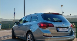 Opel Astra J