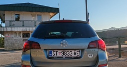 Opel Astra J