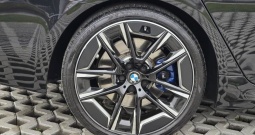 BMW SERIJA 5 530d xDrive Limousine M Sport