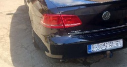 Na prodaju uz mogucu zamjenu: VW Passat 2013 i Yamaha Tracer 7 2022