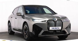 NOVO BMW iX xDrive50 Sport 523 KS, ZRAČNI+ACC+KAM+LED+GR SJED+PANO+HEAD+ASIST