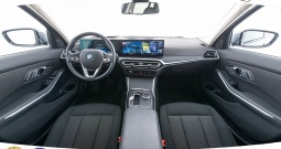 BMW 330e Touring Aut. 292 KS, KAM+LED+GR SJED+PANO+HEAD+ASIST