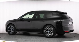 BMW iX xDrive40 Sport 326 KS, KAM+LED+GR SJED+HEAD+NAVI+ASIST