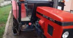 Traktor Zetor 5211