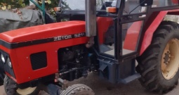 Traktor Zetor 5211