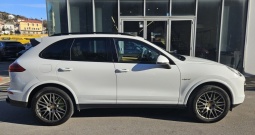 PORSCHE CAYENNE S E-Hybrid PLATINUM EDITION, 42.900,00 €