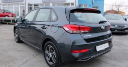 Hyundai I30 1.6 CRDi AUTOMATIK *NAVIGACIJA, KAMERA*