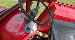 Traktor Zetor 4911