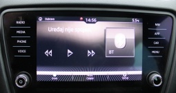 Škoda Octavia Combi 1.6 TDi *PANORAMA, NAVIGACIJA*