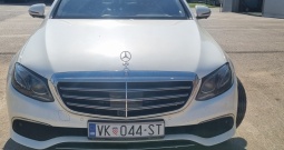 Mercedes E 220