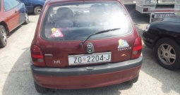 Opel Corsa Swing 1,4 i MOGUĆE PLAĆANJE KREDITNIM KARTICAMA