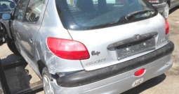 Peugeot 206 206 XT 1,6 16V