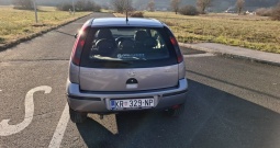 Opel corsa 1.2 16 v