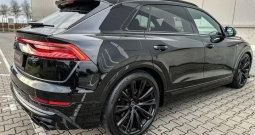 Audi Q8 60 TFSIe V6 quattro Aut. Competition 462 KS, ZRAČNI+GR SJED+CARBON+H...