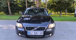 Volvo S40, plin