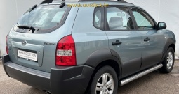 Hyundai Tucson 2WD 2,0 GL Dynamic - UGRAĐEN PLIN!