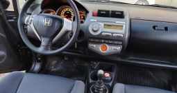 Honda Jazz 1.4 + plin, reg. 08/2025.g