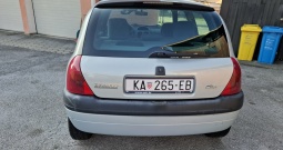 Prodajem Renault Clio,2001.