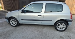 Prodajem Renault Clio,2001.