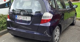 Honda Jazz 1,2 iVtec **Registriran do 9/2025**