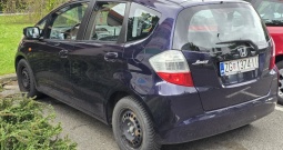 Honda Jazz 1,2 iVtec **Registriran do 9/2025**