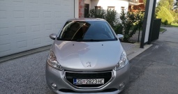 Peugeot 208 1.2 VTi, 2013.godina, puno opreme, kupljen u HR