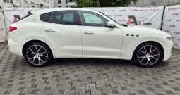 Maserati Levante 3.0D Q4 Automatik, Led, Panorama, Kamera, Koža, 21"