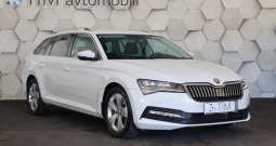 Škoda Superb Combi 2.0 TDI DSG Business cockpit radar