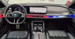 BMW serija 7 M760e xDrive, Theatre screen,Karbon, Sky Lounge, PDV, 21"