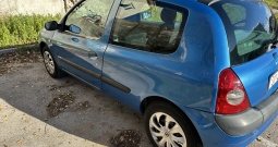 Prodajem Renault Clio 2003god