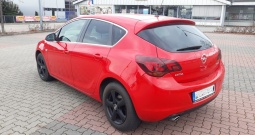 Opel Astra J 1,4 Turbo Sport 103 KW