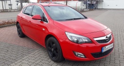 Opel Astra J 1,4 Turbo Sport 103 KW