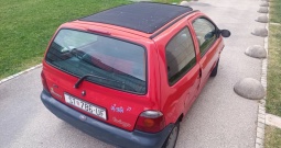 Renault Twingo 146000km bez hrđe mala potrošnja dobro radi i vozi