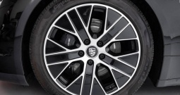 Porsche Taycan Sport Turismo 476 KS,