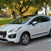 Peugeot 3008 1,6 BlueHDI, panorama, Navigacija, dva seta guma