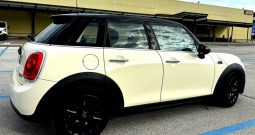 Prodajem Mini Cooper 1.5 (136 KS)