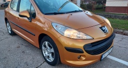 Peugeot 207 1. 4i