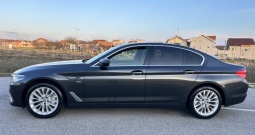 BMW serija 5 530 d x-drive luxury line •265 ks• led laseri •koža * zg