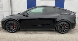 Tesla Model Y Performance 80.5 kWh AWD Dual Motor 534 KS, ACC+GR SJED+PANO+KAM