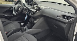 PEUGEOT 208 1.6 HDI N-1