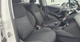 PEUGEOT 208 1.6 HDI N-1