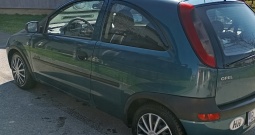 Corsa 1.2 16v, 2001. god