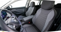 Škoda Superb Combi 2.0 TDI DSG Selection 150 KS, MATRIX+ACC+GR SJED+KAM+VIRT