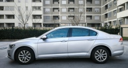 VW Passat 2,0 TDI, DSG, Comfort Line, HR AUTO, Reg. 1god.