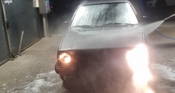 Prodajem golf 2