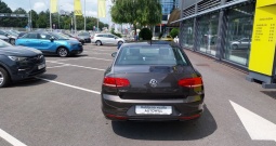 VOLKSWAGEN PASSAT 2.0 TDI