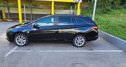 Opel Astra 1,5 cdti sports tourer navi/ led/ kamera - prva reg. 04/22