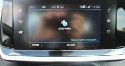Peugeot 2008 1.2 Puretech *NAVIGACIJA, KAMERA*