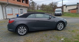 Opel Cascada 2.0 cdti full oprema-kartice samo 29800 km