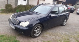 Mercedes C klasa 200 cdi,karavan,2001 god u vrhunskom stanju,reg 08-2025.